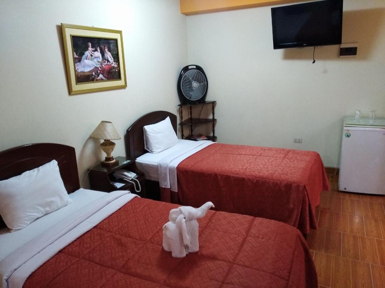 Hotel Plaza Bolognesi 344 Trujillo Eksteriør billede